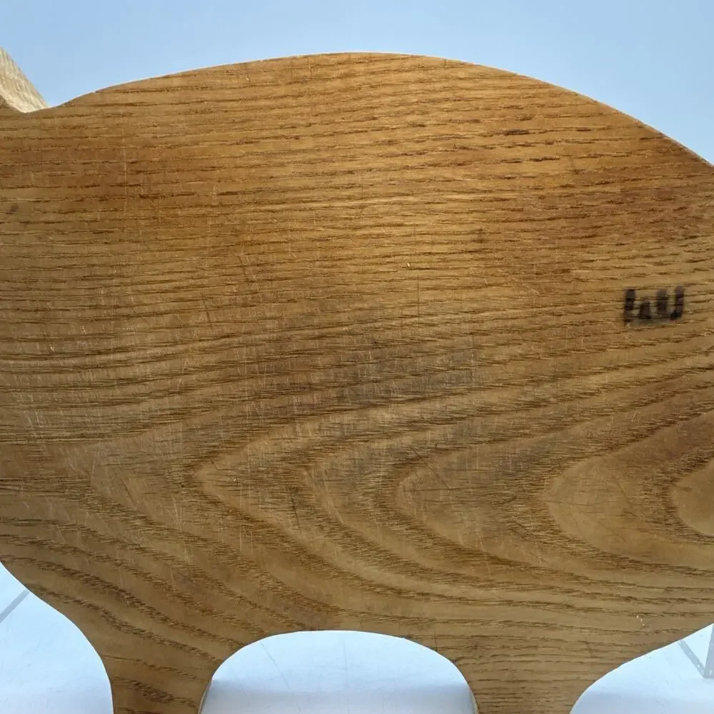 Vtg Pig Shaped Wood Cutting Board 17.25